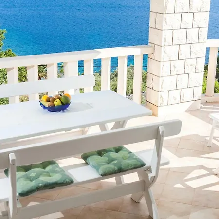 アパート Matic ヴェラ・ルカ